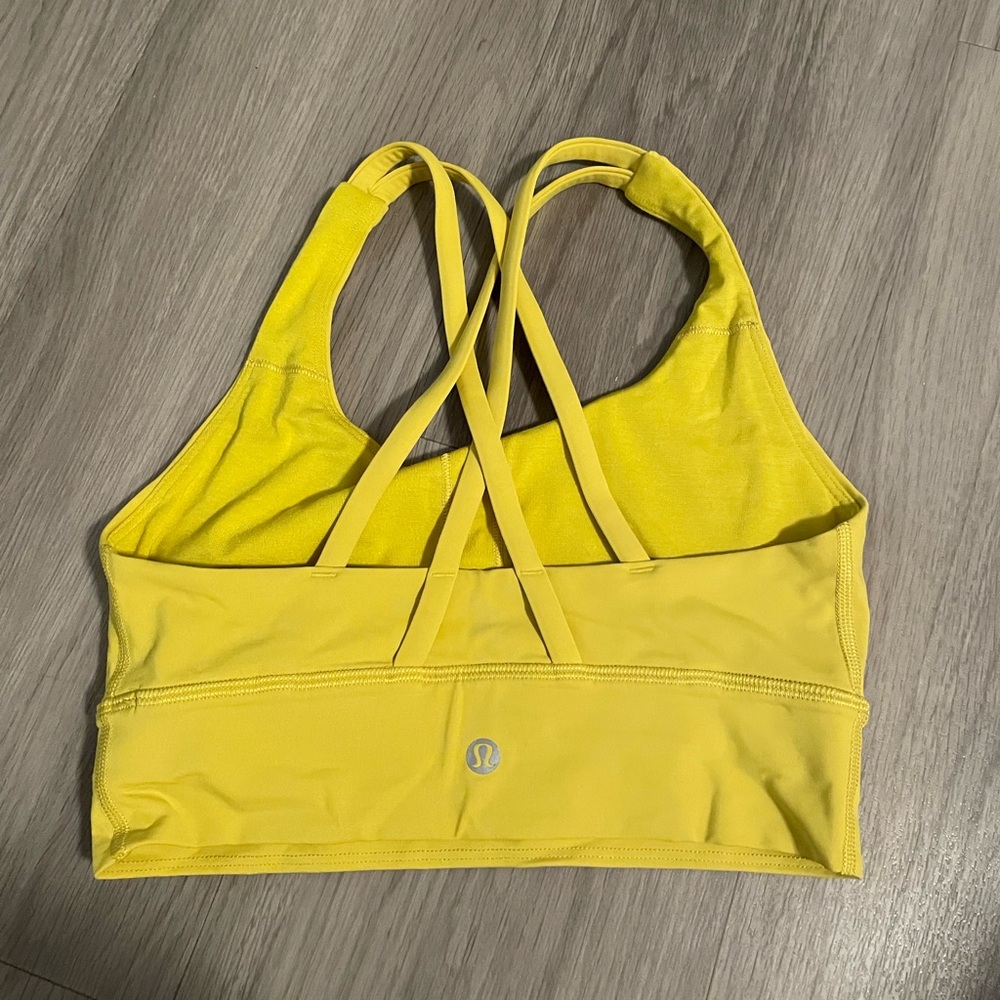lululemon Sports Bra (size 4)